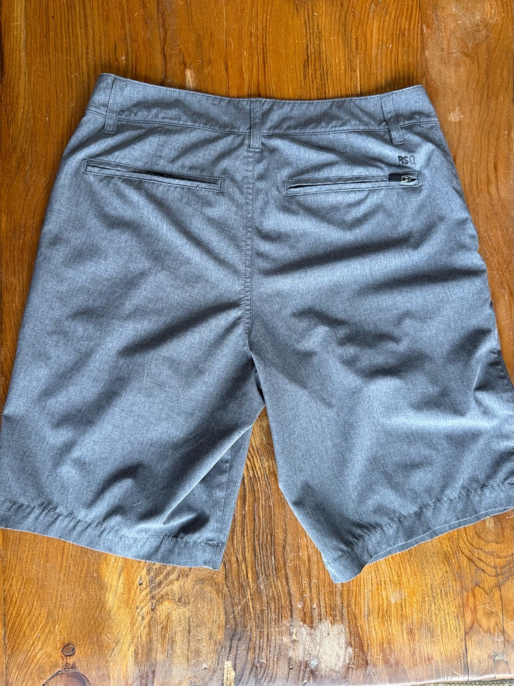 RSQ Men or Boy’s Gray Mid-Length Hybrid Submersible Shorts, 4 Way Stretch, 29 - Picture 2 of 7
